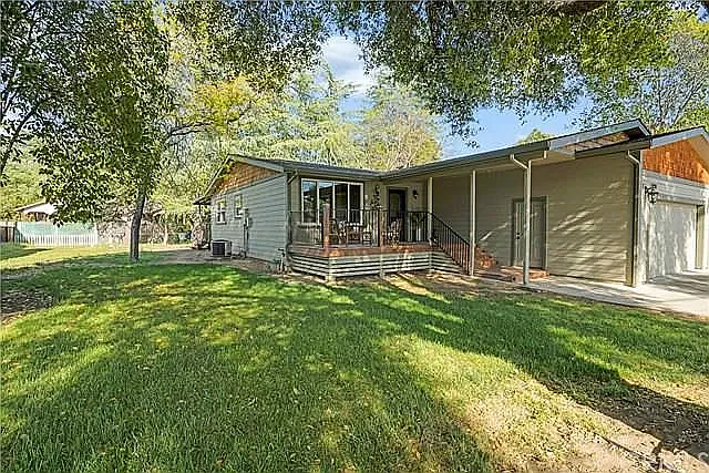 19788 Bear Valley Rd — Photo 35