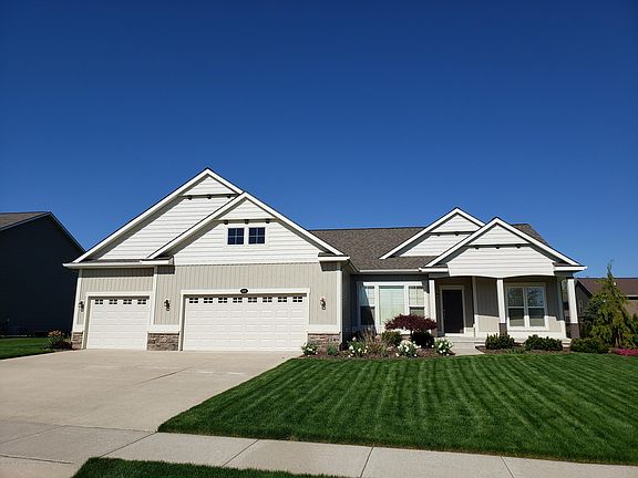 3rd image of 10711 Ireland Dr