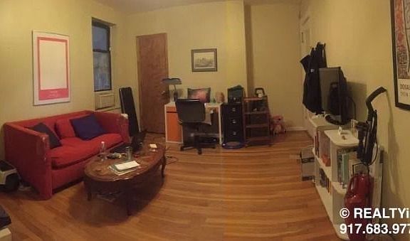 5th image of 2147 27th St APT D3