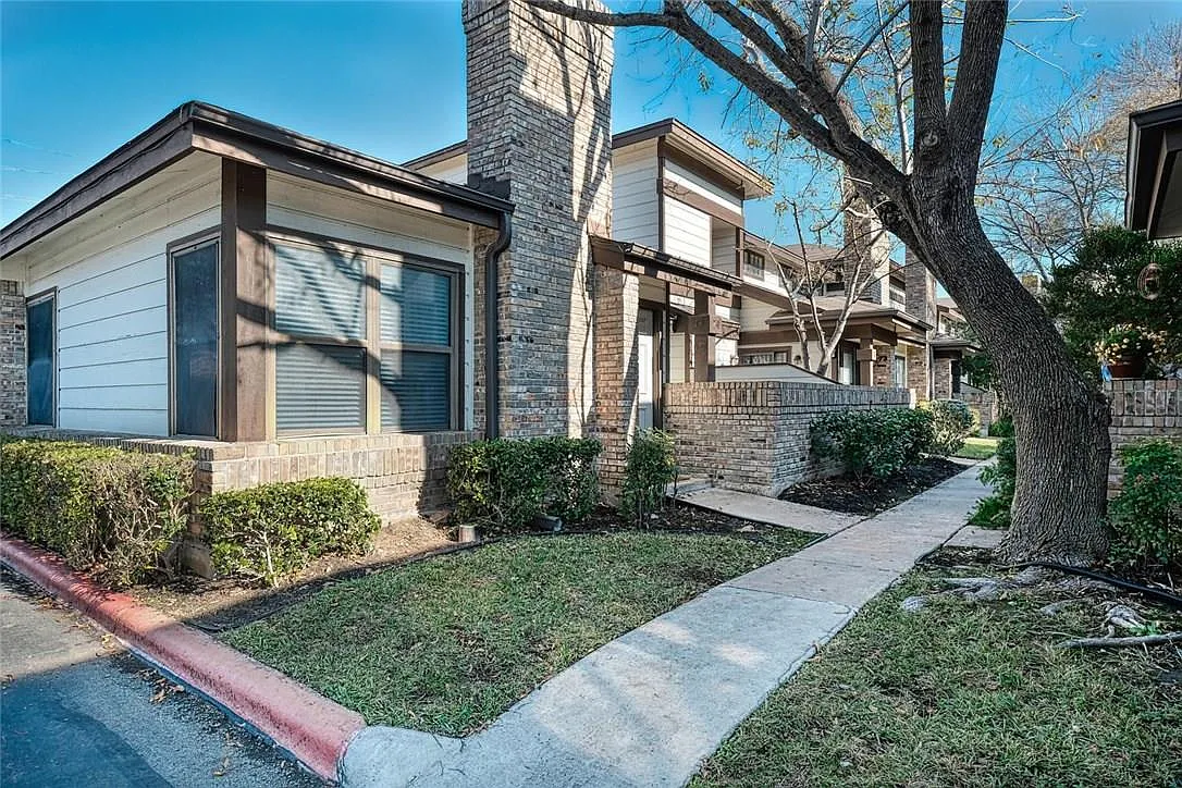 1 bed, 1.0 bath, 770 sqft, $1,750 — Photo 1