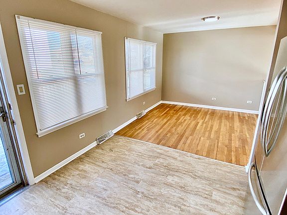 4th image of 6620 W 163rd Pl