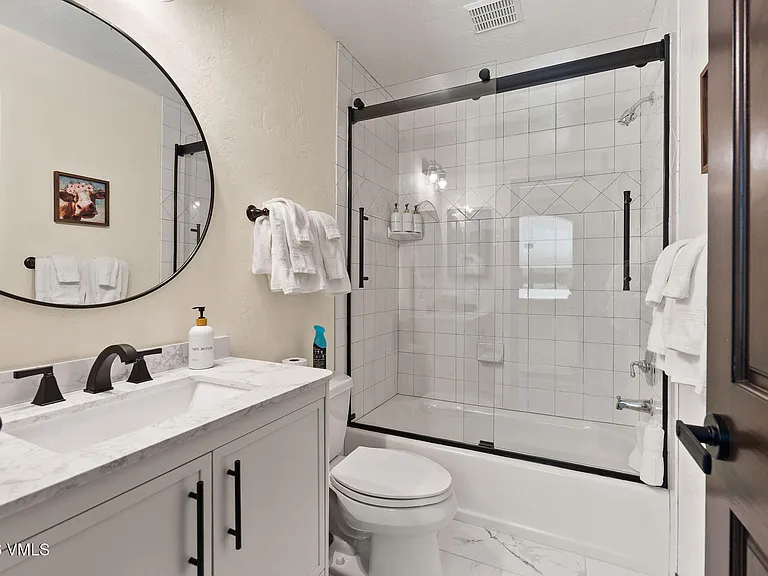 4501 Spruce Way #B — Photo 15