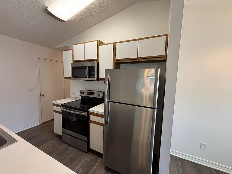 1706 N Noelle Ave — Photo 8