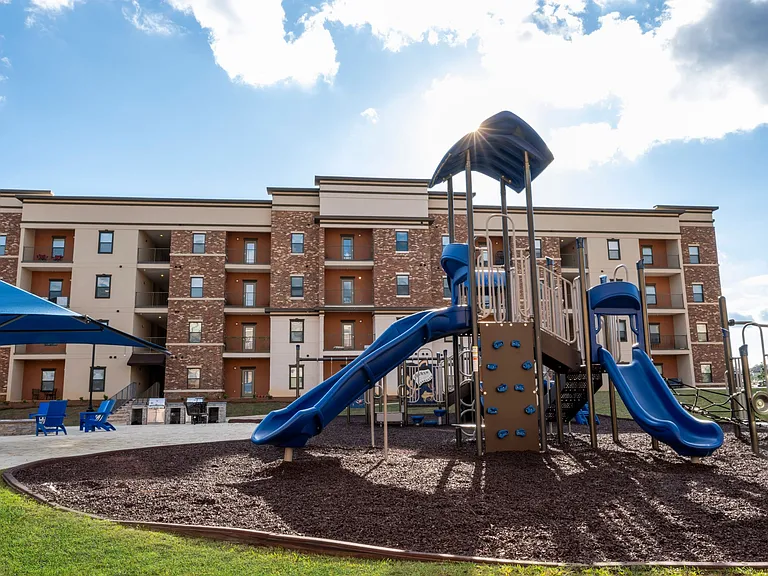 Grand Park Luxury Apartments — Photo 16