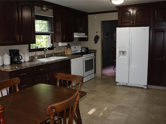 5th image of 3320 Twain Cir