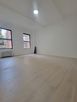 1st image of 201 E 35th St APT 6H