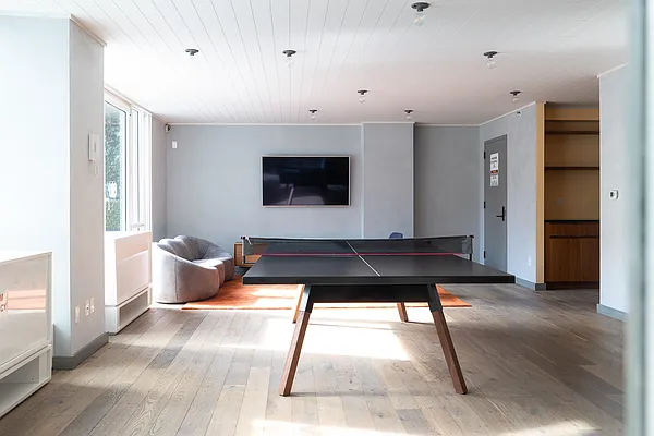 Rented by Brick&Mortar | media 21