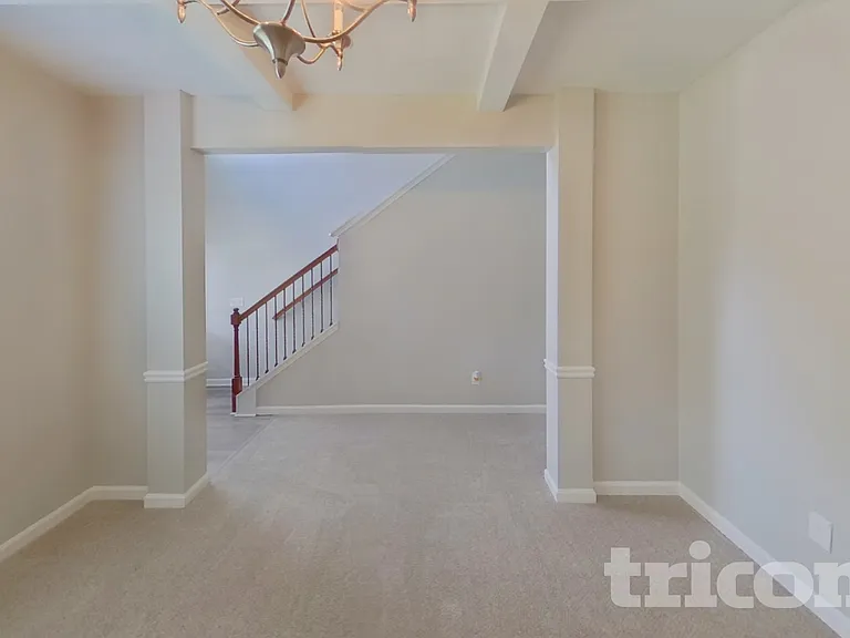 5702 Pahaska Ct — Photo 4