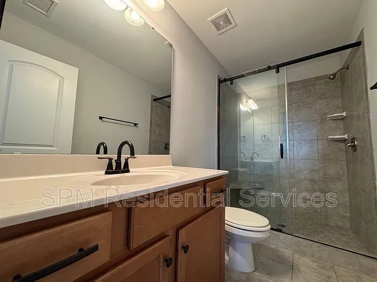 4043 Ironstone Ct — Photo 10