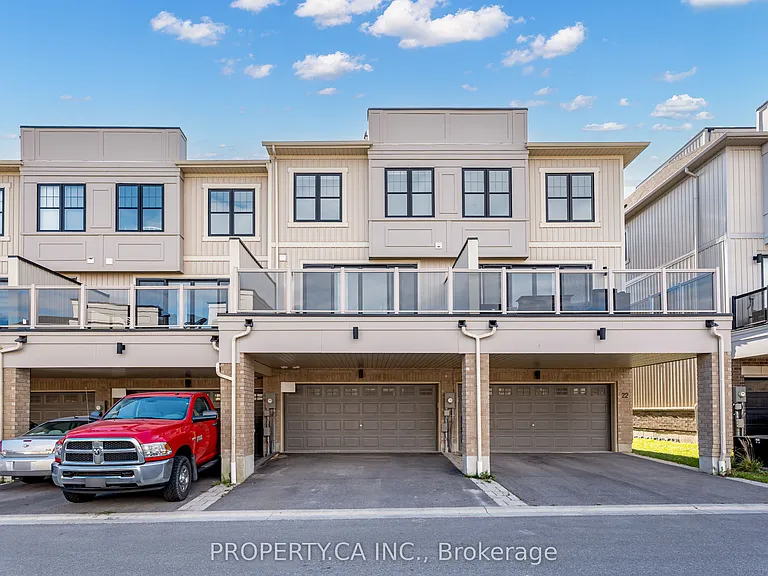 24 Clarington Blvd — Photo 40