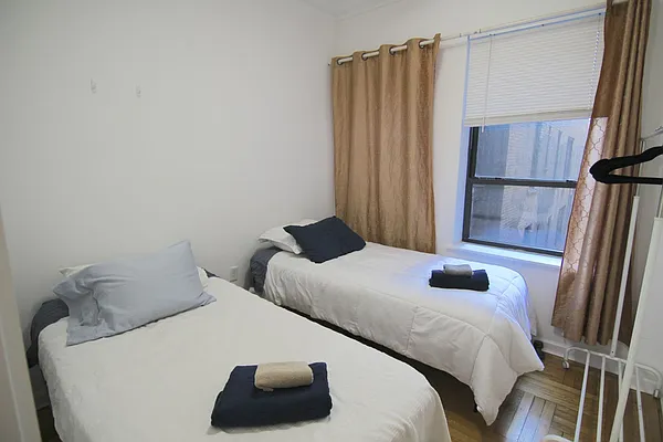 Rented by Compass | media 28