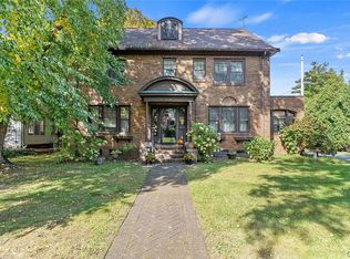 708 Rugby Rd, Syracuse, NY 13203