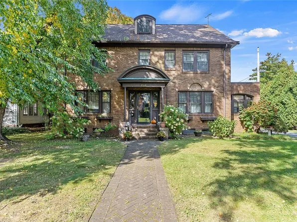 708 Rugby Rd, Syracuse, NY 13203