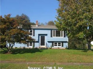1 Haystack Rd, Branford, CT 06405