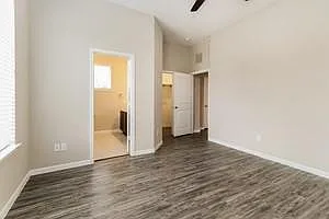2242 Cross Colony Dr — Photo 4