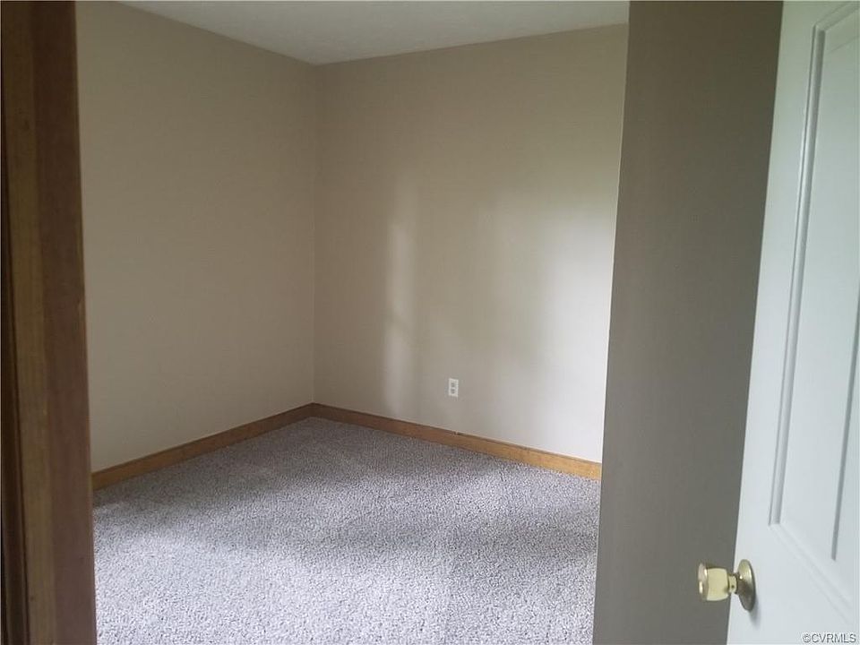 2nd image of 5516 Jefferson Dr