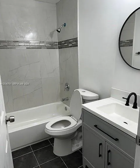 6970 NW 177th St #M104 — Photo 3