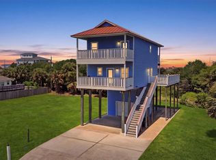 14204 Miramar Dr, Galveston, TX 77554