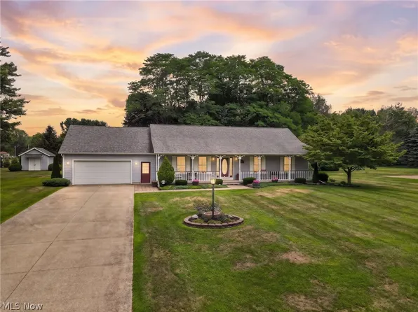 7380 Fieldstone Ave, Conneaut, OH 44030