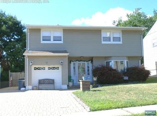 49 Rutan Rd, Belleville, NJ 07109