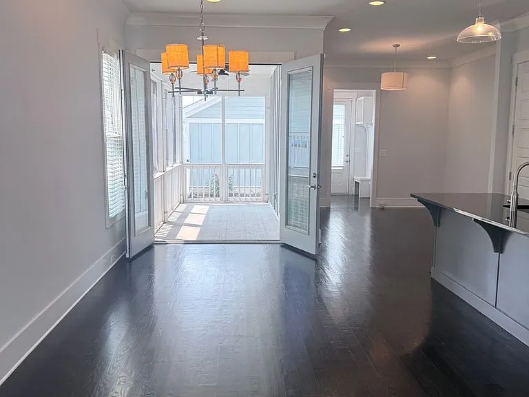 1413 14th Ave S — Photo 11