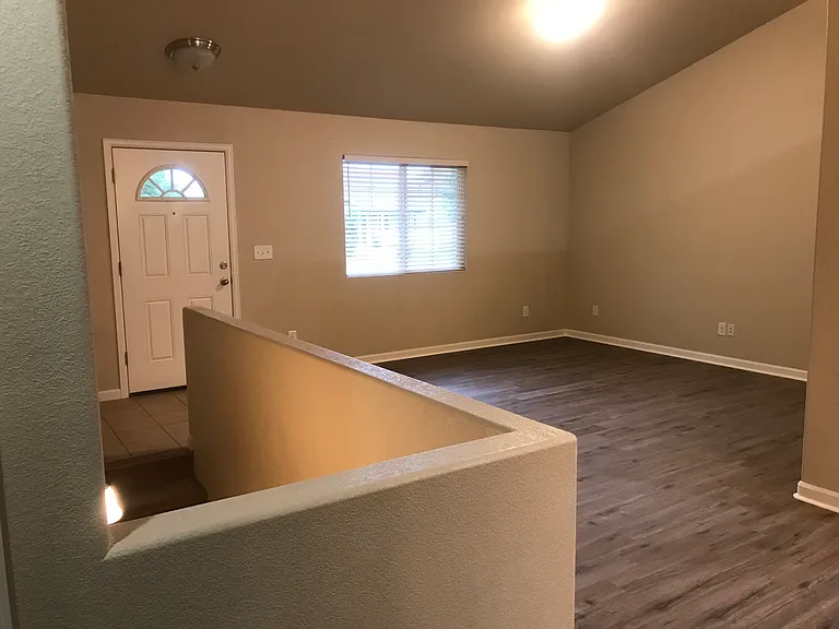 1819 Gemini Ct — Photo 9