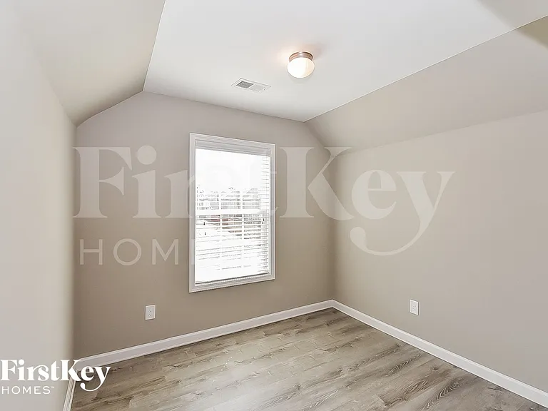 273 Cliffhaven Cir — Photo 11