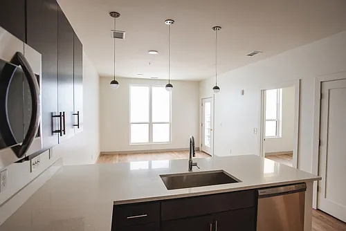 Floor plan 411