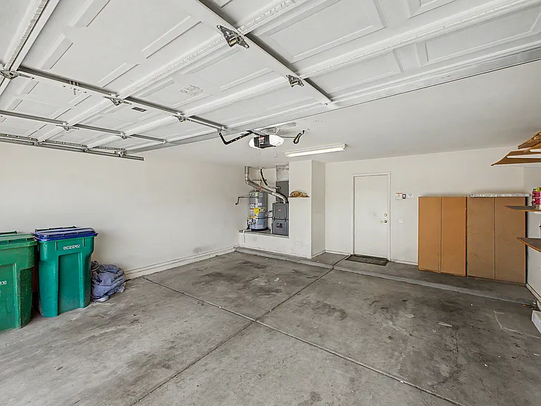 2656 W Mountain Heights Ct — Photo 39