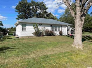 304 E Pepin St, Irvington, IL 62848