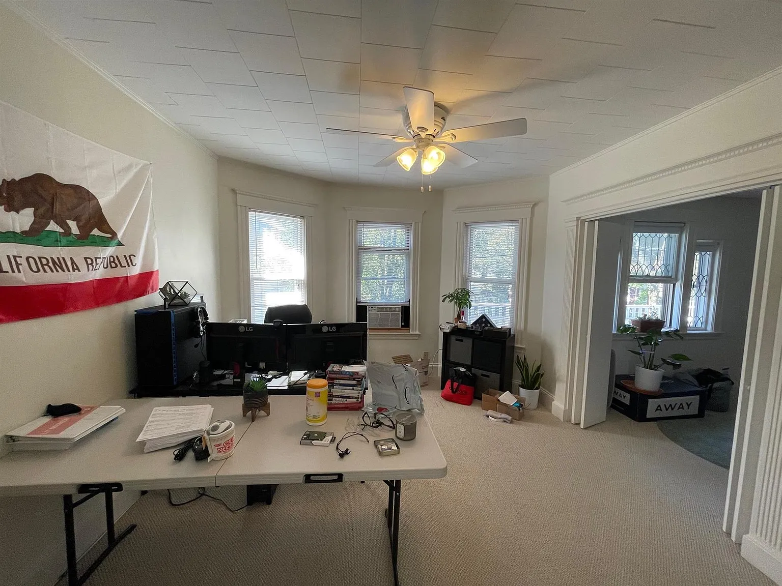 2 bed, 700 sqft, $2,650 — Photo 3