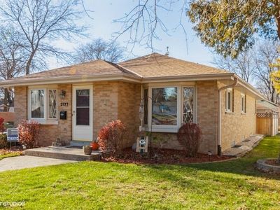 2177 S 106th St, West Allis, WI, 53227