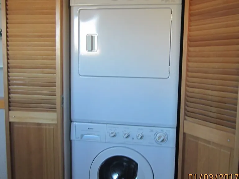 Washer/Dryer in the Condo