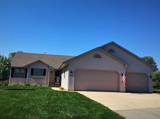 W2971 Stillwater Trl, Appleton, WI 54915