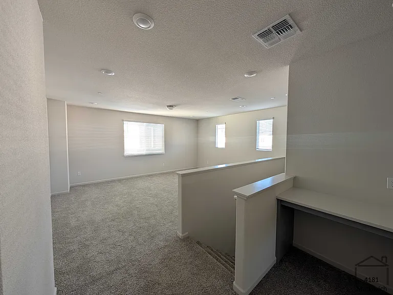 4181 Markovich Ct — Photo 33