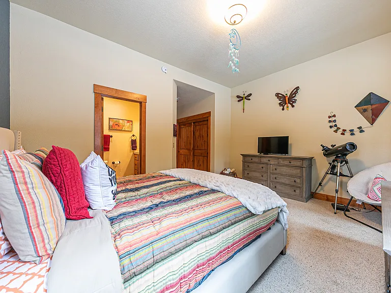 11172 Comstock Dr — Photo 22