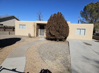 2217 Wilma Rd NW, Albuquerque, NM 87104