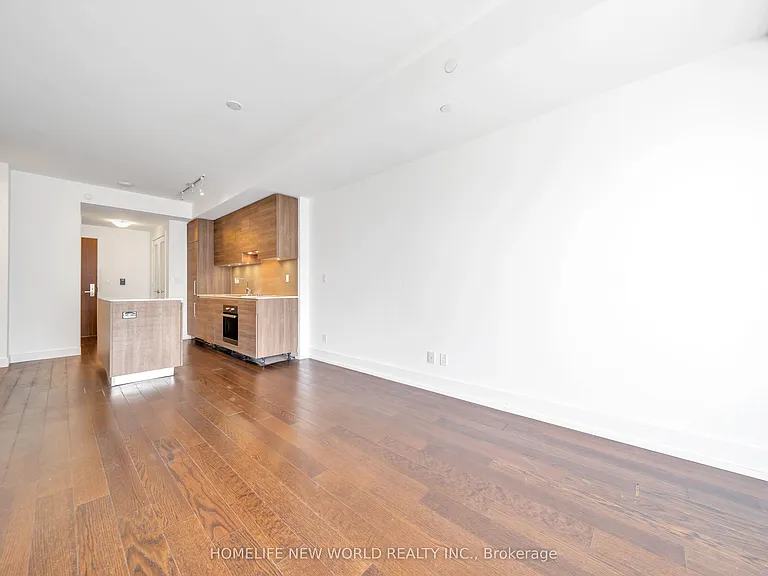 200 Bloor St W #402 — Photo 10