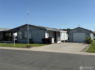 312 S Columbia Center Blvd UNIT 69, Kennewick, WA