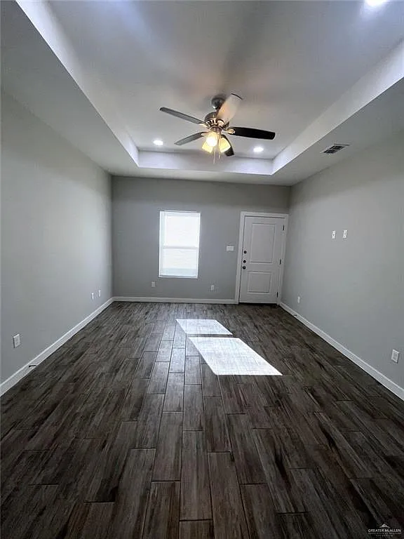 2 bed, 2.0 bath, 913 sqft, $1,150 — Photo 4
