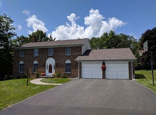 3 London Ln, Endicott, NY 13760