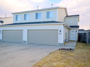 321 Abby Rd, Cheyenne, WY 82007