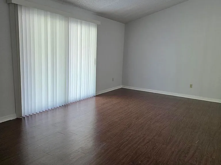 Oakridge Estates — Photo 14