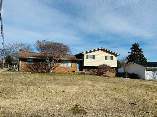 940 Robin Hood Dr NW, Cleveland, TN 37312