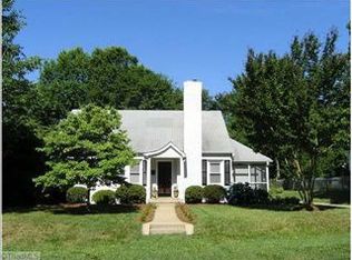 824 Fenimore St, Winston Salem, NC 27103