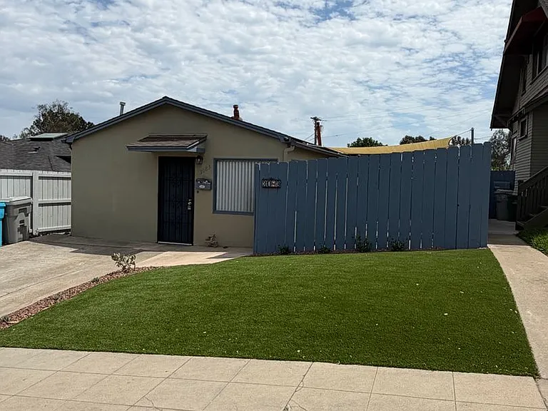 3083 Palm St — Photo 1