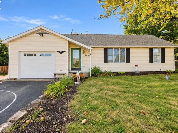 2058 S Skyline Dr, Lakeside Marblehead, OH 43440