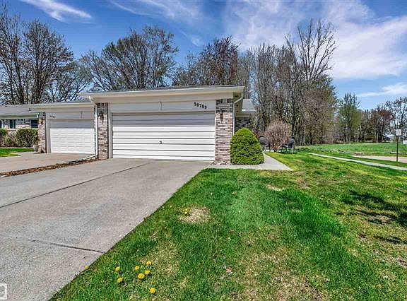 3rd image of 50789 Bower Ct
