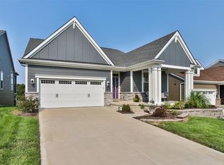 2489 Grover Ridge Dr, Grover, MO 63040