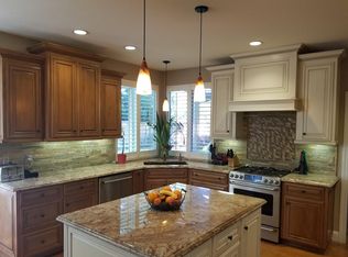 4071 Luxor Ln, Roseville, CA 95746